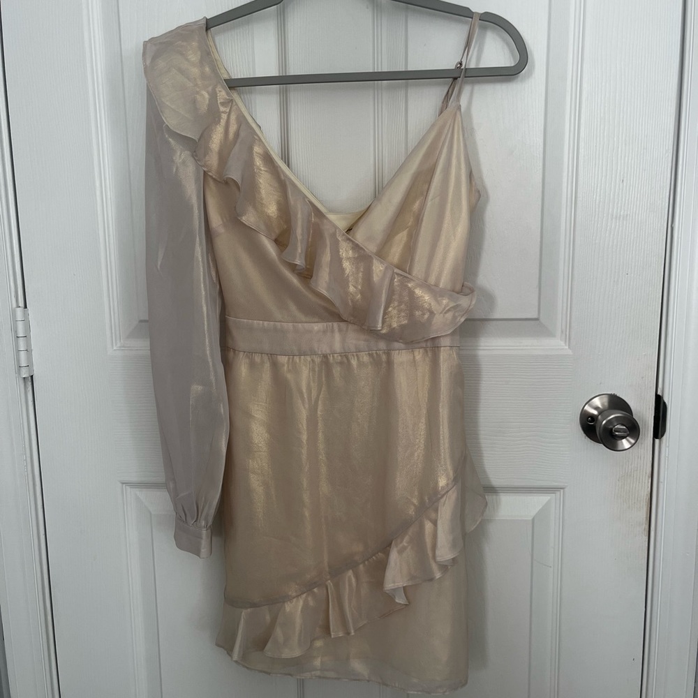 lover and friends mini one shoulder champagne dress